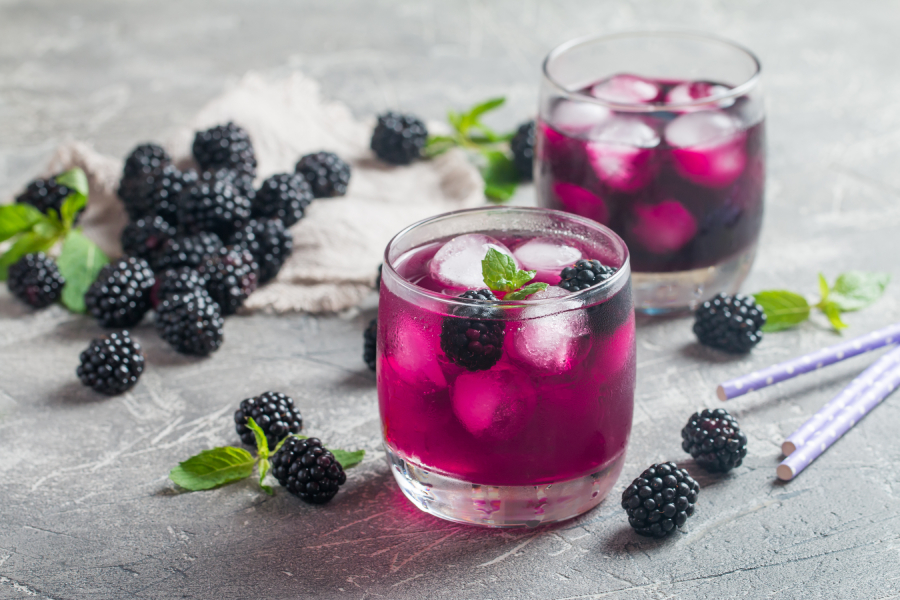6 receitas de drinks sem álcool para beber sem moderação neste verão